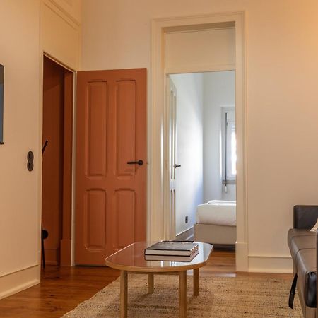 Alvalade 58 - Charming 2 Bedroom Apartment With Ac Near The Airport And City Center Lisbona Esterno foto