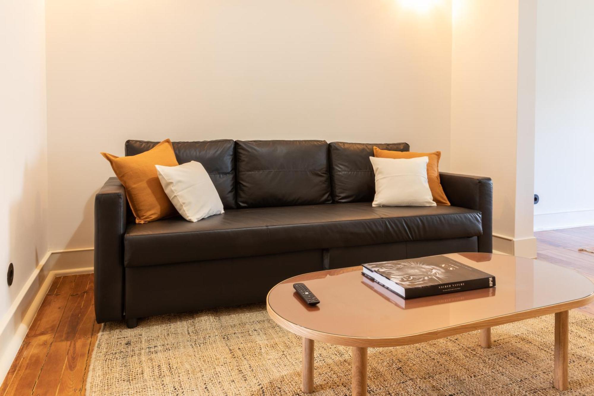 Alvalade 58 - Charming 2 Bedroom Apartment With Ac Near The Airport And City Center Lisbona Esterno foto